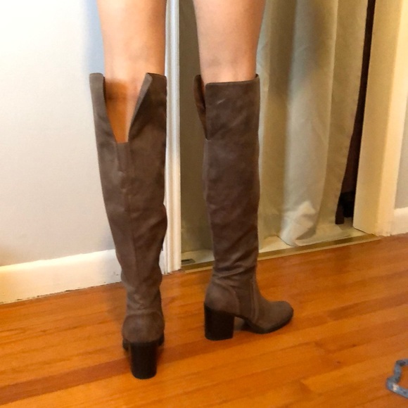 Knee high boots - Picture 8 of 8